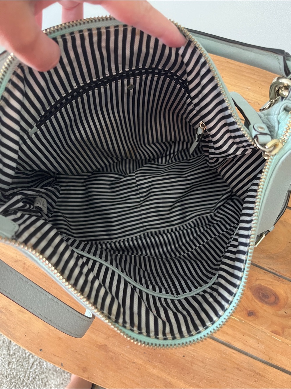 Kate Spade bag - Picture 7 of 13